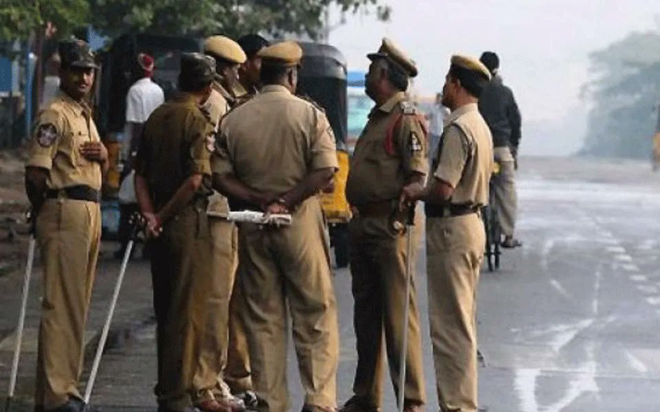 WebDPN's tweet image. India | Death penalty for nine police officers will not end custodial torture in India deathpenaltynews.blogspot.com/2026/04/india-… #india #cops #copsbrutality #deathpenalty