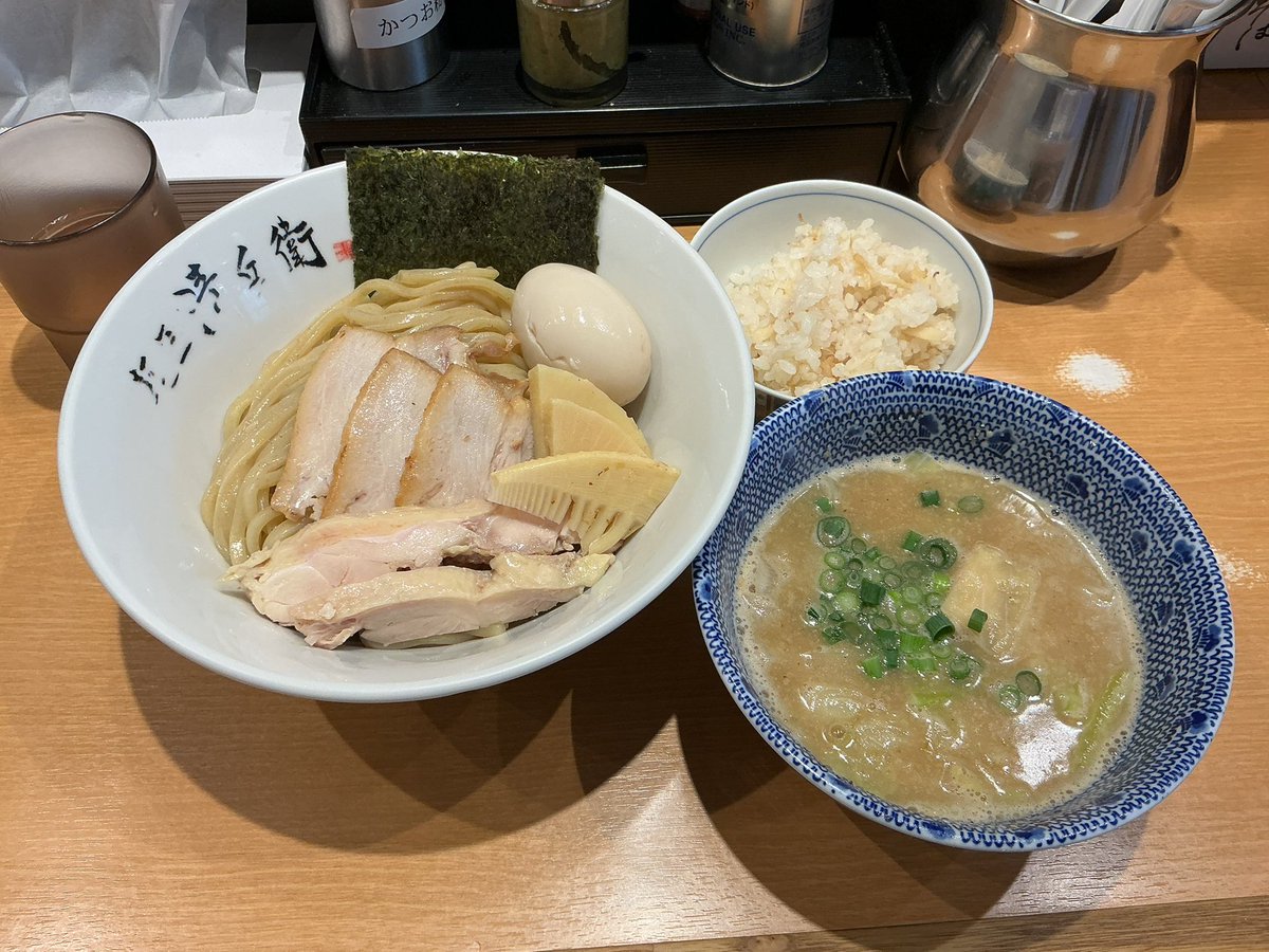 ソーシャルヒューマン tweet media