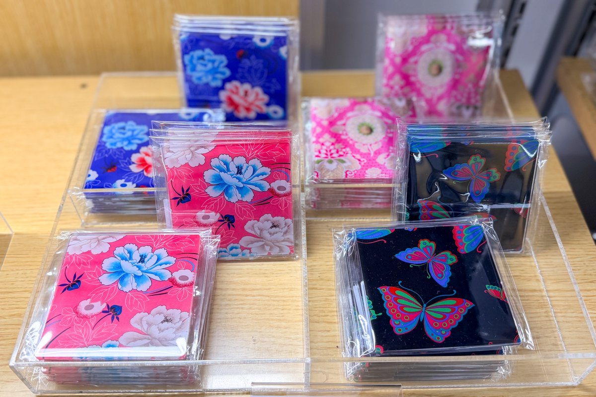 美術館級美品〈エルジェ生誕100周年記念「2007年ダイアリー」五千部限定〉 美術館のグッズ】「生誕100年 森英恵 ヴァイタル・タイプ」（国立新