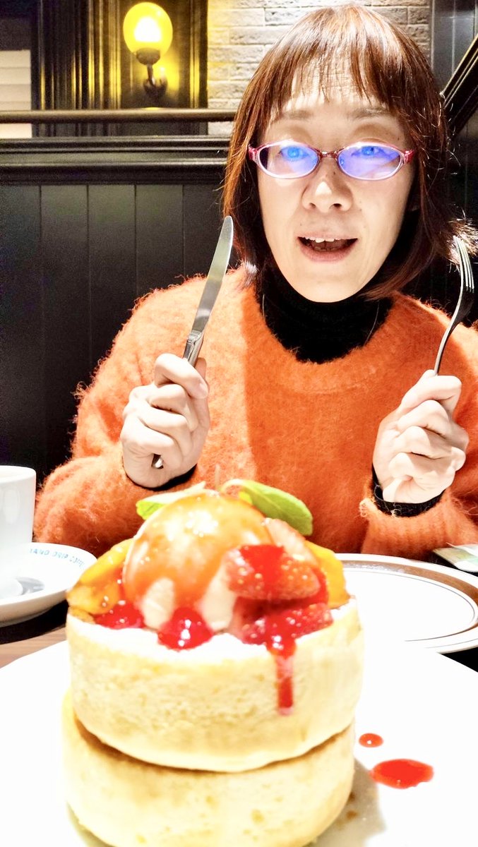 もと唐組の女優・赤松由美さんと
もと蜷川組の私・千代延果穂の
やりたい放題❗️2人芝居‼️

『スウィート❤ナイト』

6/7（日）※各回25席
・14:00〜・18:30〜

5,000円（ワンドリンク付き）

@ Barどれすでん（新宿三丁目）

5/1日〜予約開始！
4/20〜30どれすでんをご利用頂くと先行予約を承ります！