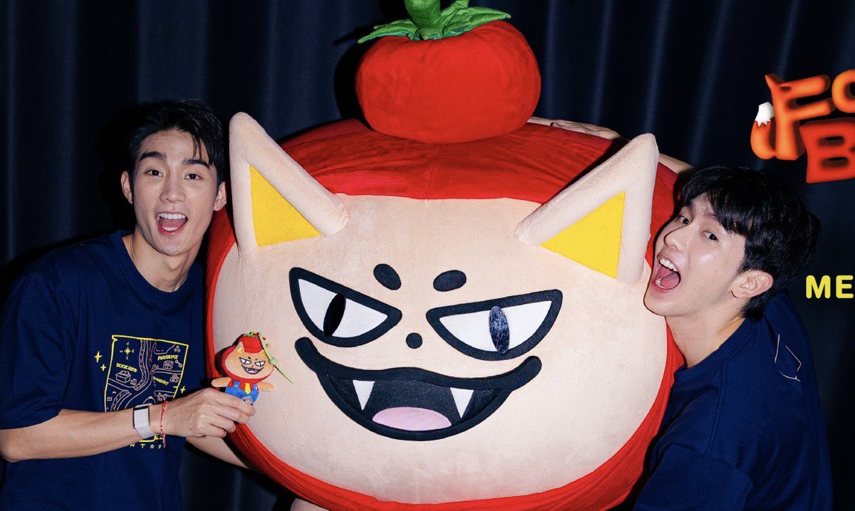 ttaewkokobop's tweet image. สุขสันต์วันครอบครัว 🦊🍅🥳