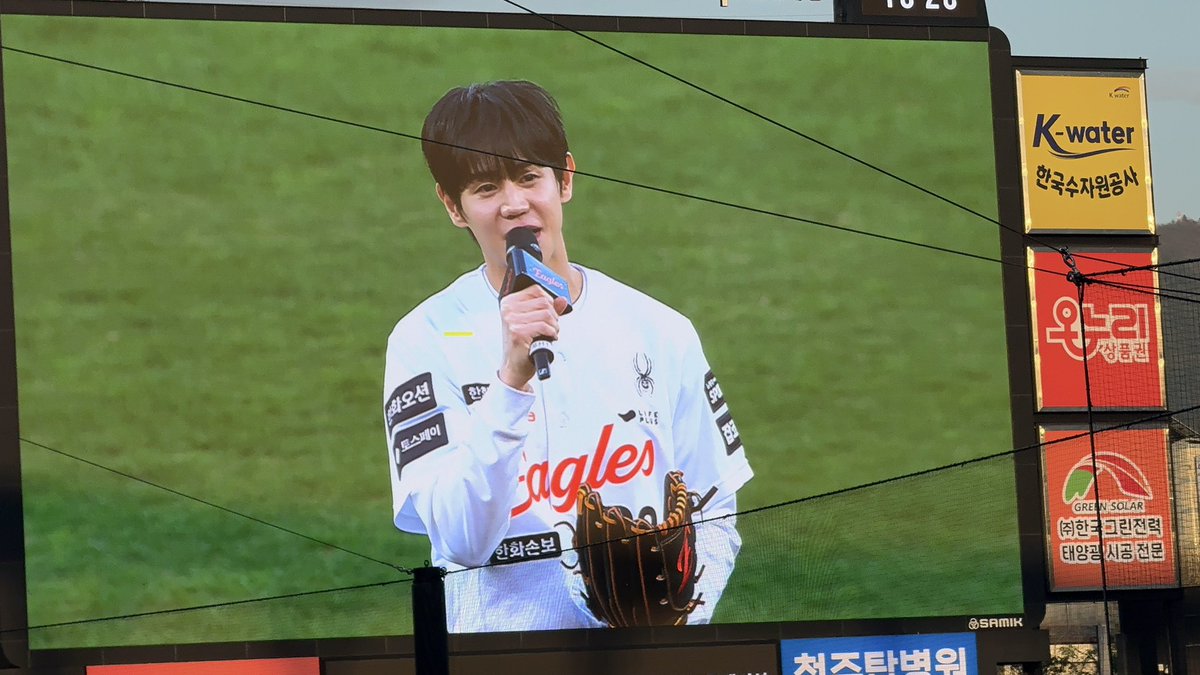 라잎 ෆ⃜ tweet media