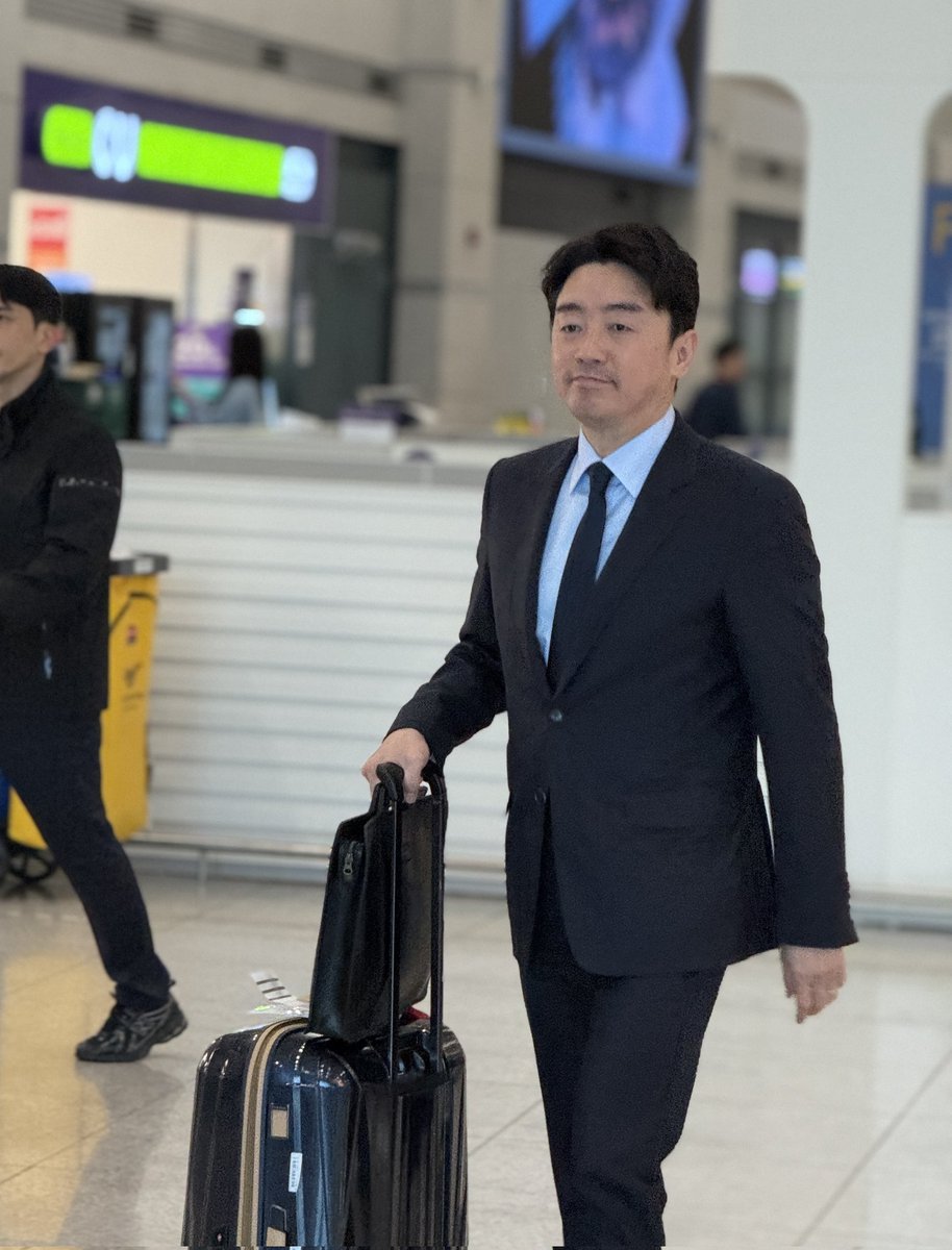 ๊ฐํ์ tweet media