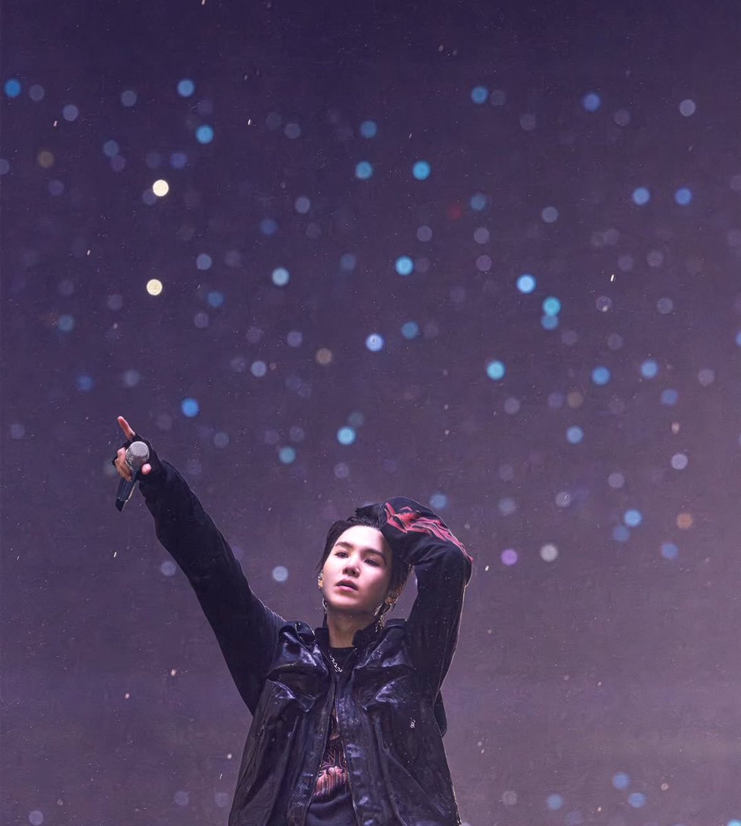 satan4seven's tweet image. [Instagram] - @/agustd

“GOYANG”