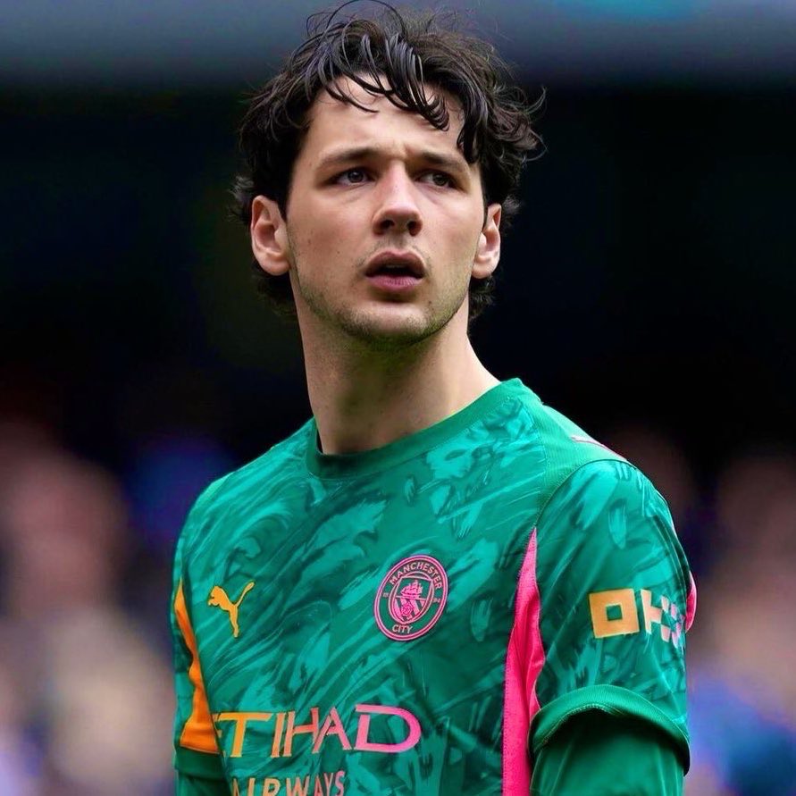 Sky Blues tweet media