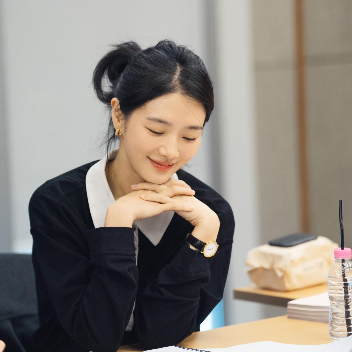 gyuyoungdaily's tweet photo. βΆοΈ Now Playing on Netflix: #Mantis (Action Thriller)
π #IntheNet (Mystery Thriller)
π #FallinLove (Romantic Comedy) https://t.co/qmYZGrp5gn
