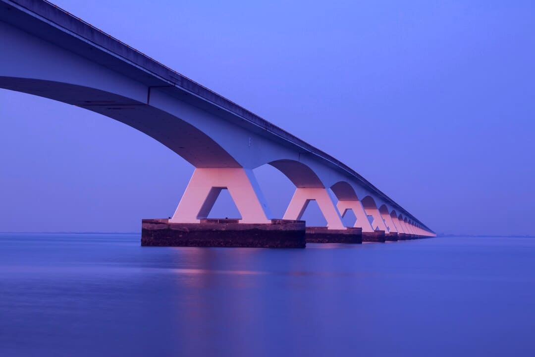 Crise au Moyen-Orient les infrastructures une réponse souveraine et vitale.
Nous avons bâti une économie mondiale ultra-performante en temps de paix, mais terriblement exposée et inefficace en temps de crises.
🔗Pour aller plus loin 👉 : fdccapital.fr/post/crise-au-…
