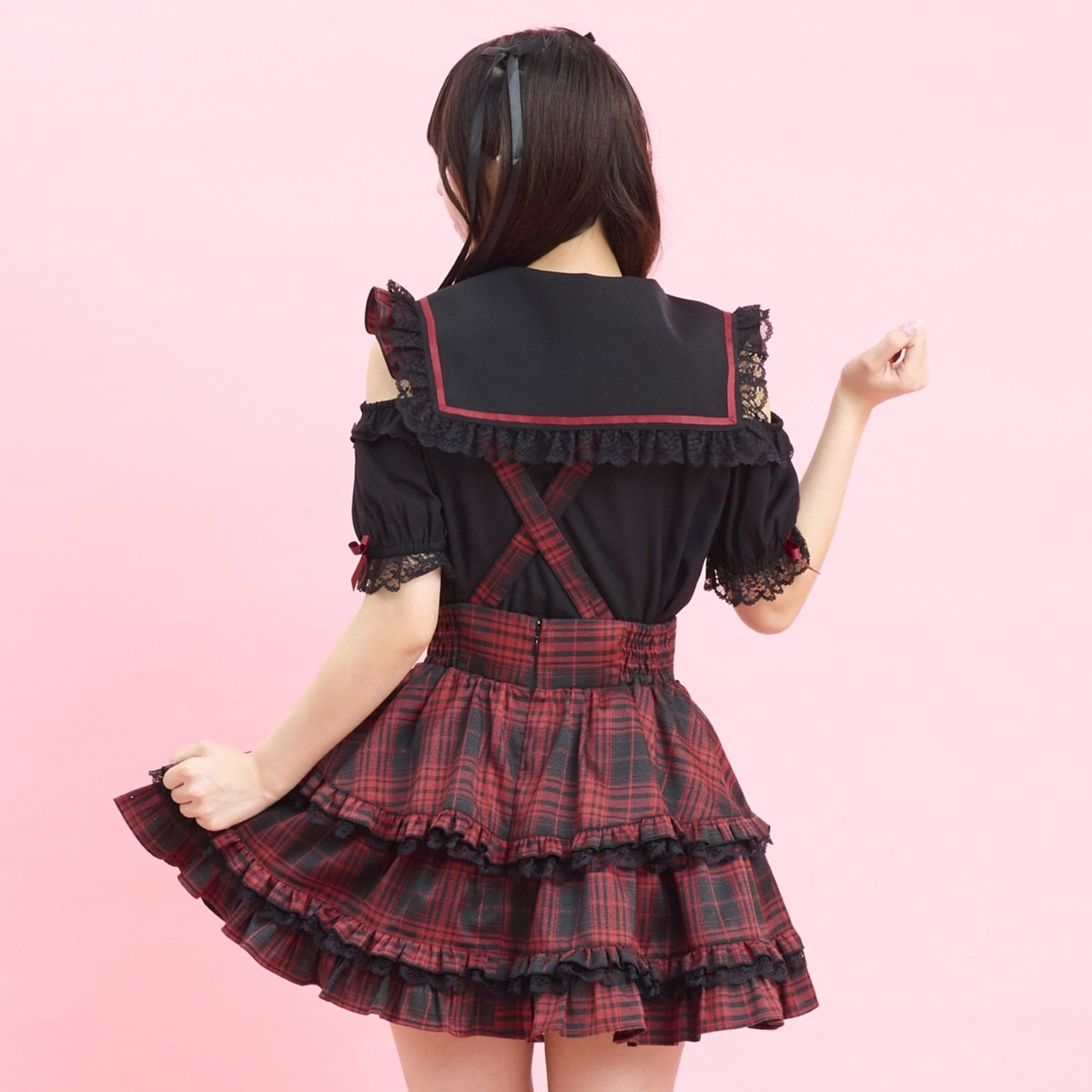 Pick Up
'26 SSできゅんと
ときめき、キラメキを！

ライン入りレースセーラー襟で
360度どこから見ても可愛さ満点🐰🍓💕
大ぶりのリボンやはしごレースなど
甘め好きにぴったりなデザイン🎀🥄🤍
x.gd/VVow1

店舗
x.gd/1JS6E

#secrethoney
#シーハ二
#シークレットハニー