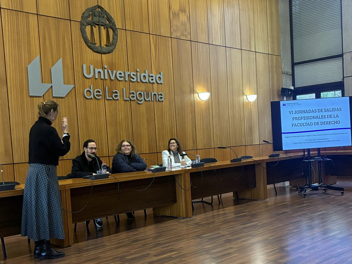 Facultad Derecho ULL tweet media