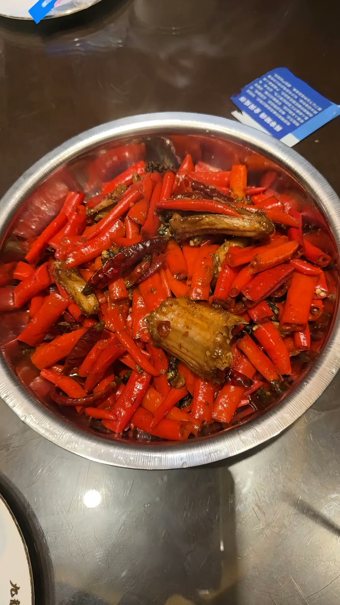 RajaadityanK's tweet image. " Today’s not just a date—It’s a pause to celebrate the magic of [节日/仪式（如：Thanksgiving/Friday rituals）]! Gratitude, laughter, u0026 tiny joys: these are the moments that make life glow.  #RitualsOfJoy #CelebrateTheSmallStuff"