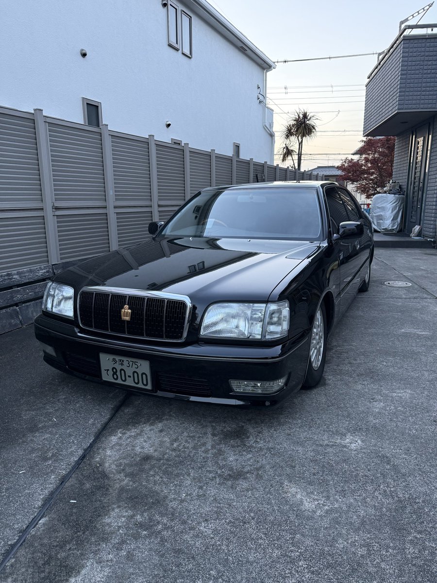 uzs151_ss's tweet image. スキ🖤
#15マジェスタ #vip #生脚 #v8