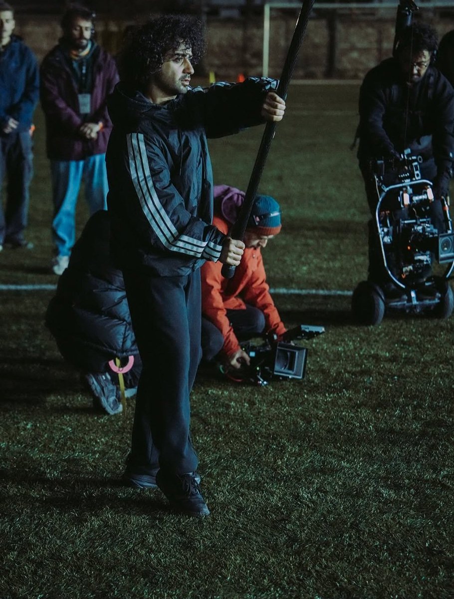 dobbyilmaz53's tweet image. barışın dış çekimi bitti şimdi sıra dublöründe 😅😅 #backstage