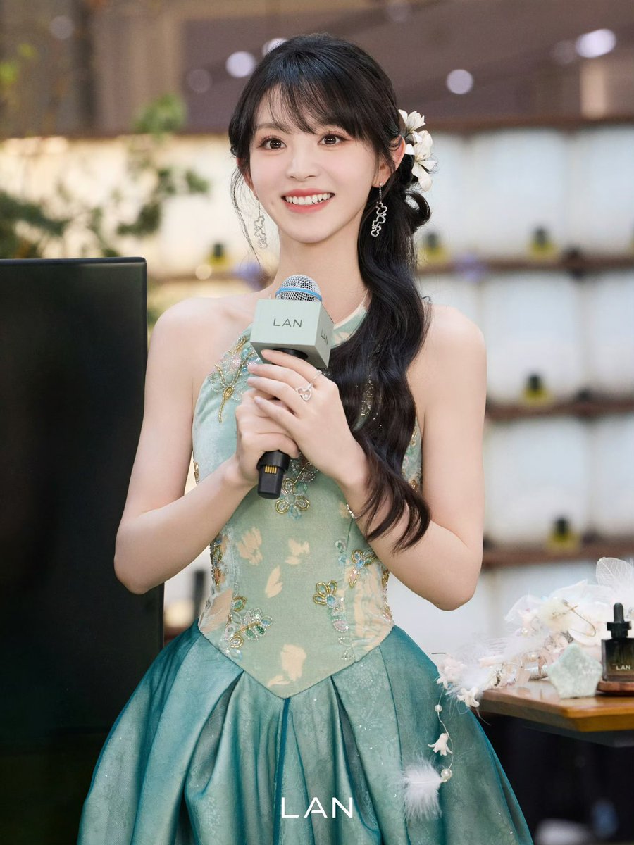 All about TIAN XIWEI ᴸᵁⱽᵁ tweet media