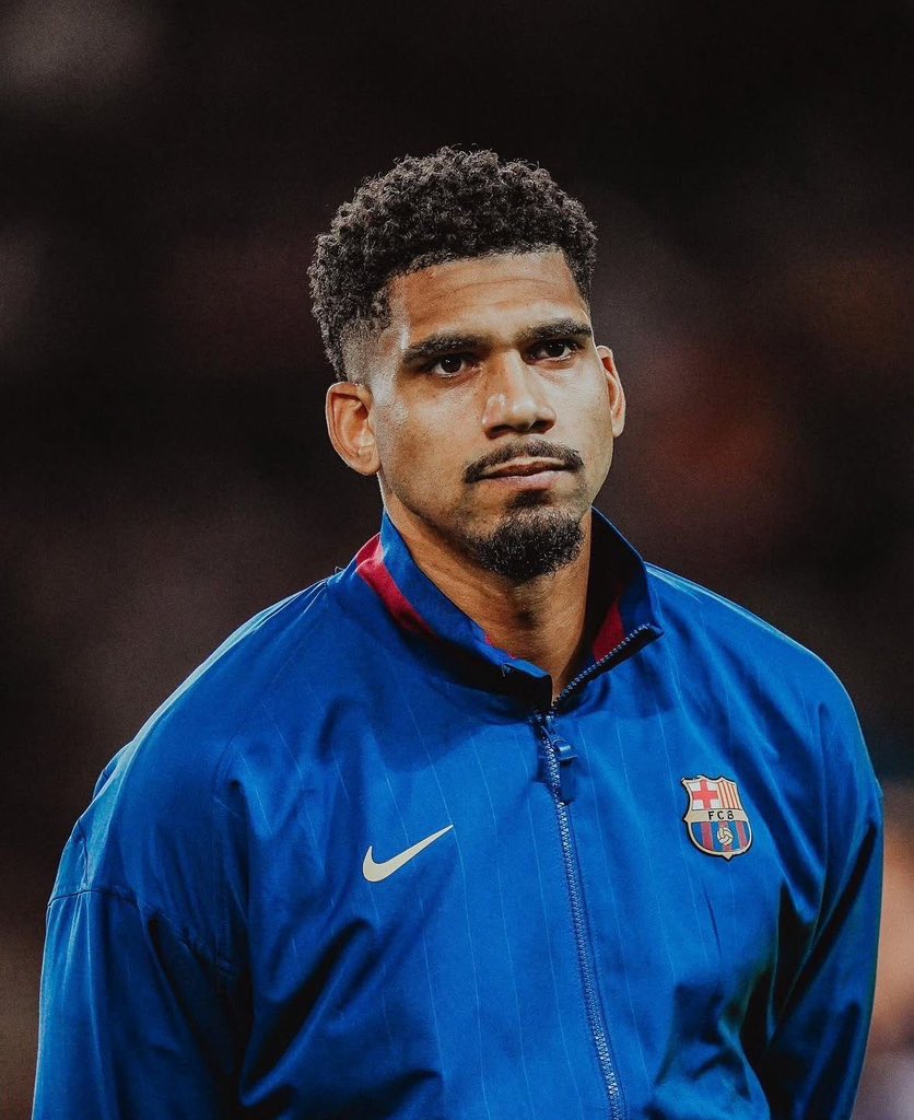 Anabella💙❤️ tweet media