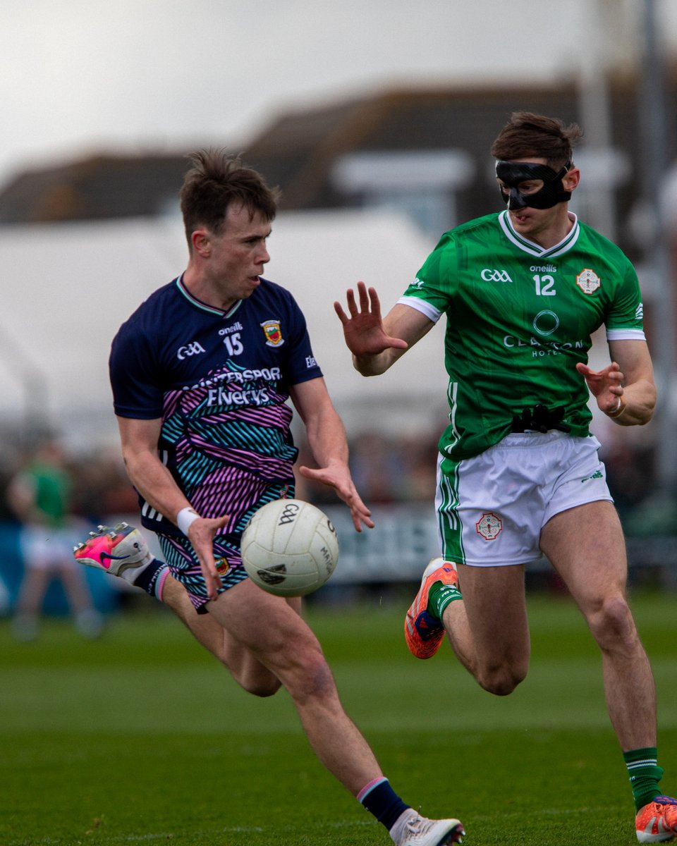 MayoGAA's tweet image. It was a great weekend in London with a huge number of Mayo fans there to support the team 💂🎡✈️

🟢🔴 Roll on the @ConnachtGAA semi-final against Roscommon in two weeks time.

#mayogaa #gaa