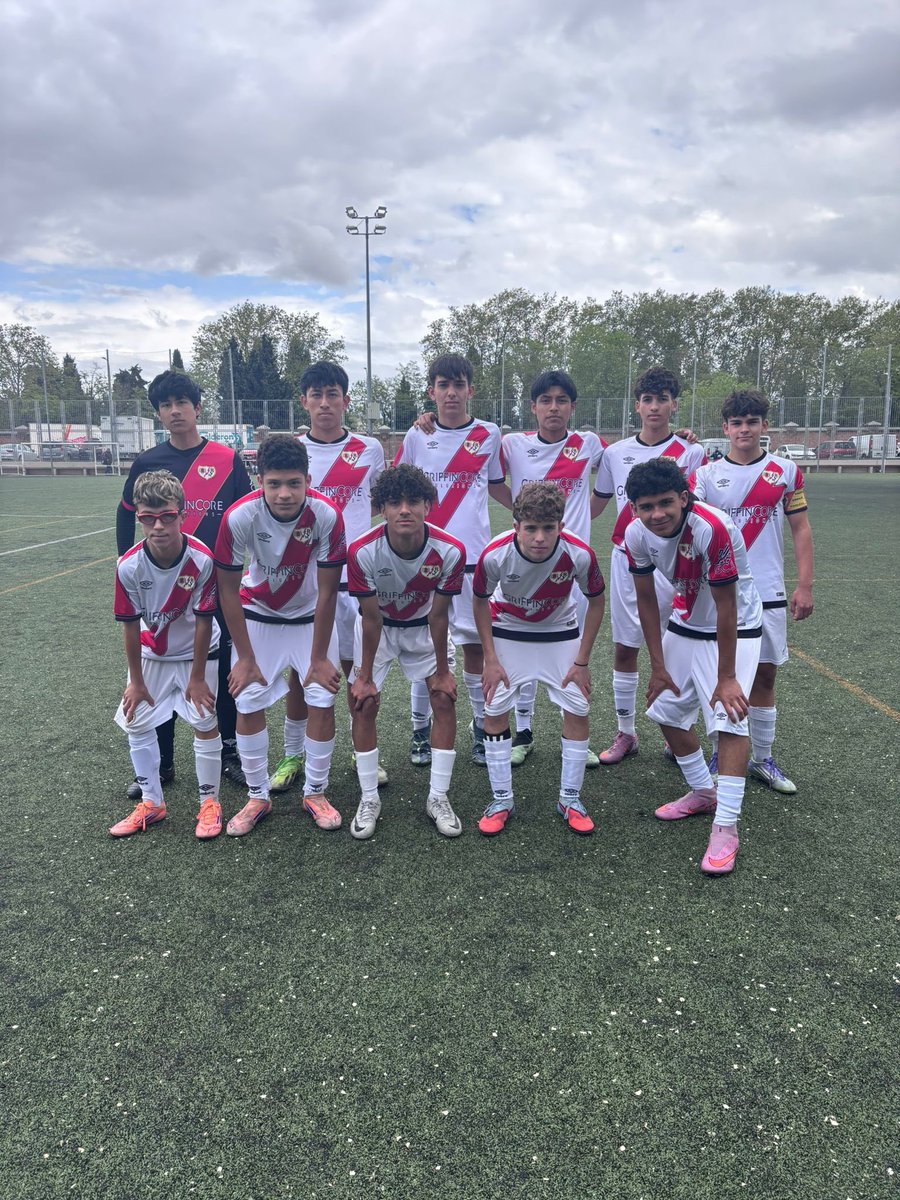 Rayo_academia's tweet image. ⚡El #CadeteG #FRV ha certificado su ascenso a Primera. Felicidades a Miguel Ángel y Álvaro; su cuerpo técnico, a toda la plantilla: Diego, Antonio, Andy, Carlos, Fabián, Matías, Mateo, Fernando, Zaid, Diego José, Adrián, Ángel, Canada, Juan, Nicolás, Omar, Sebastián, Joaquín,