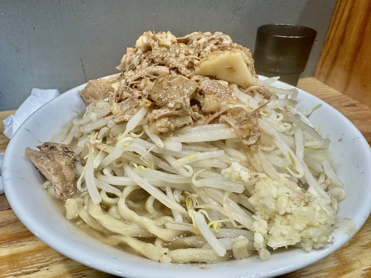 chiba609's tweet photo. 久しぶりの二郎、腹ちぎれそう https://t.co/f1LQiXW6wS
