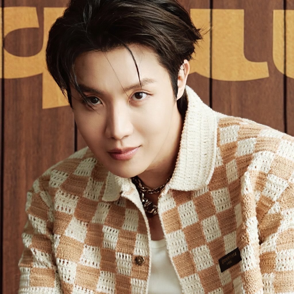 𝓑𝓻𝓾⁷ ^•⩊•^ VAI VER O BTS tweet media