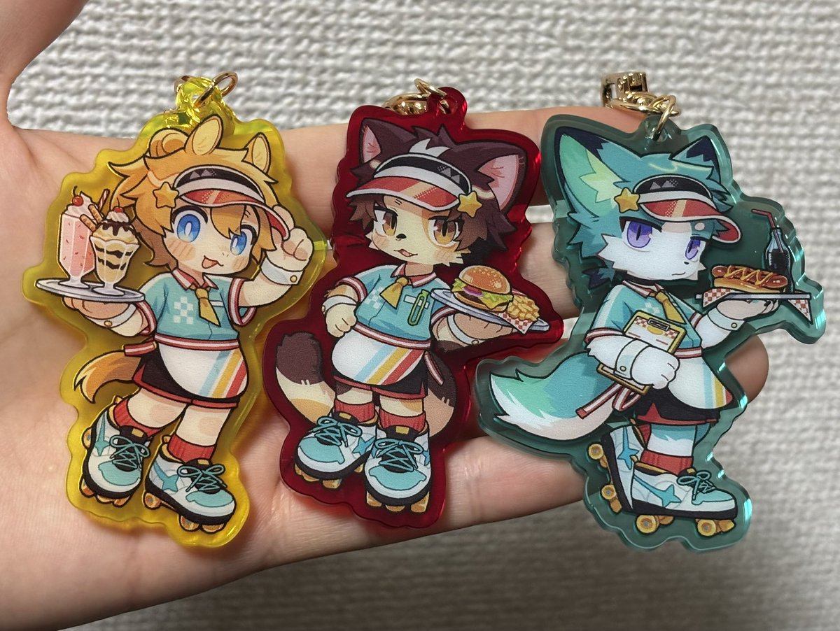 クロム tweet media