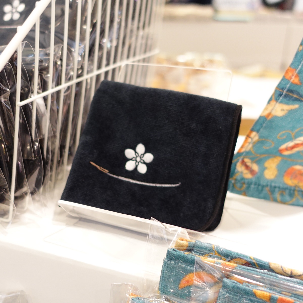 美術展ナビ tweet media