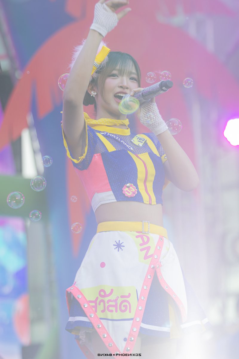 886 - Phoenixcz tweet media