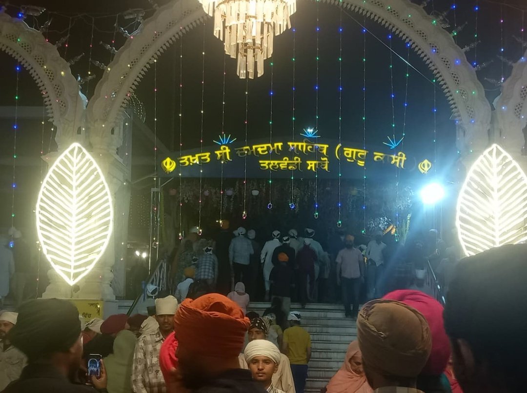 ਬਾਬਾ ਬਚਨਾ (ਪੇਂਡੂ ਵਿਦਵਾਨ) tweet media