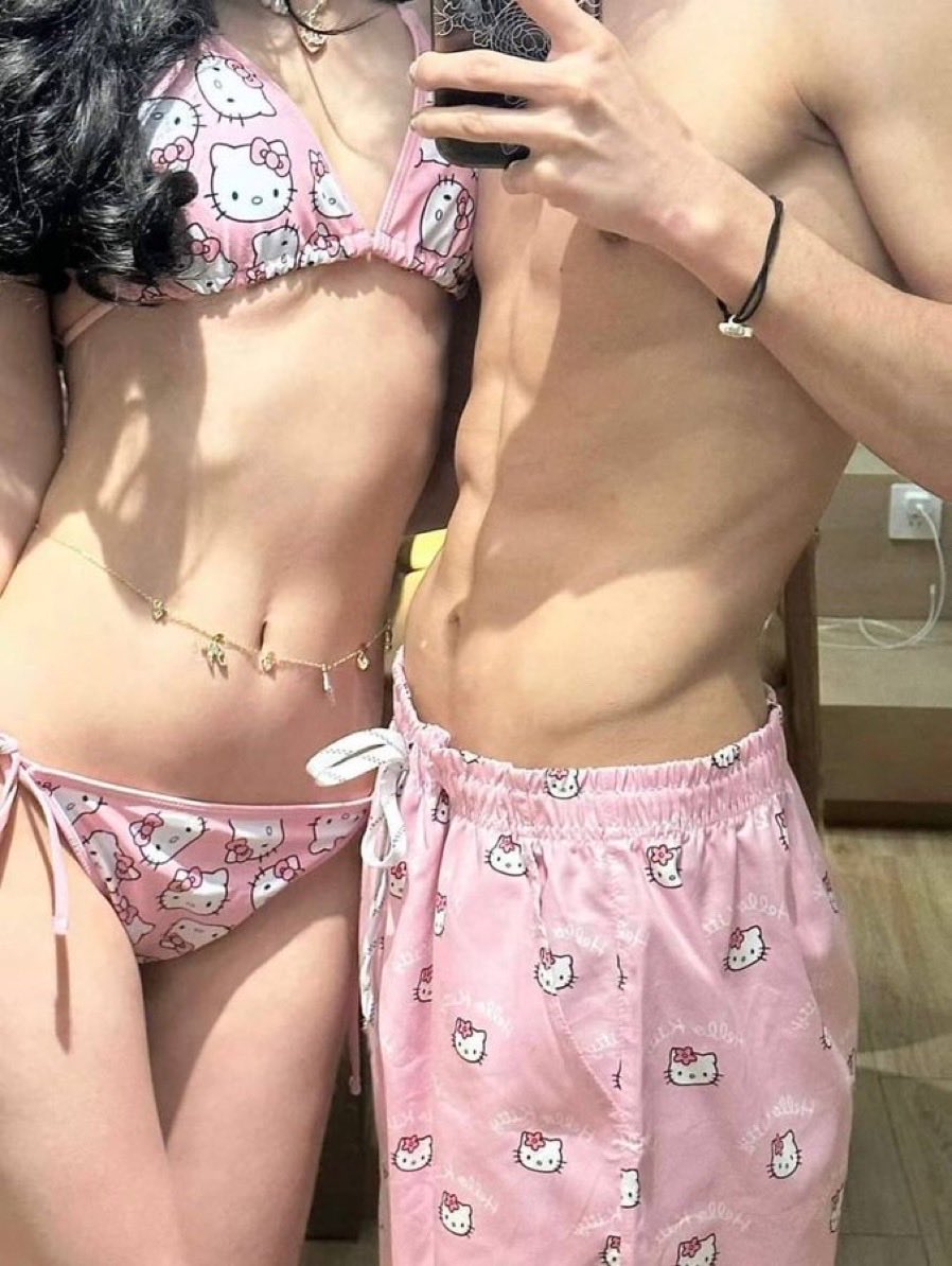 EcchiAngelx's tweet image. warning… open the comments alone ;)