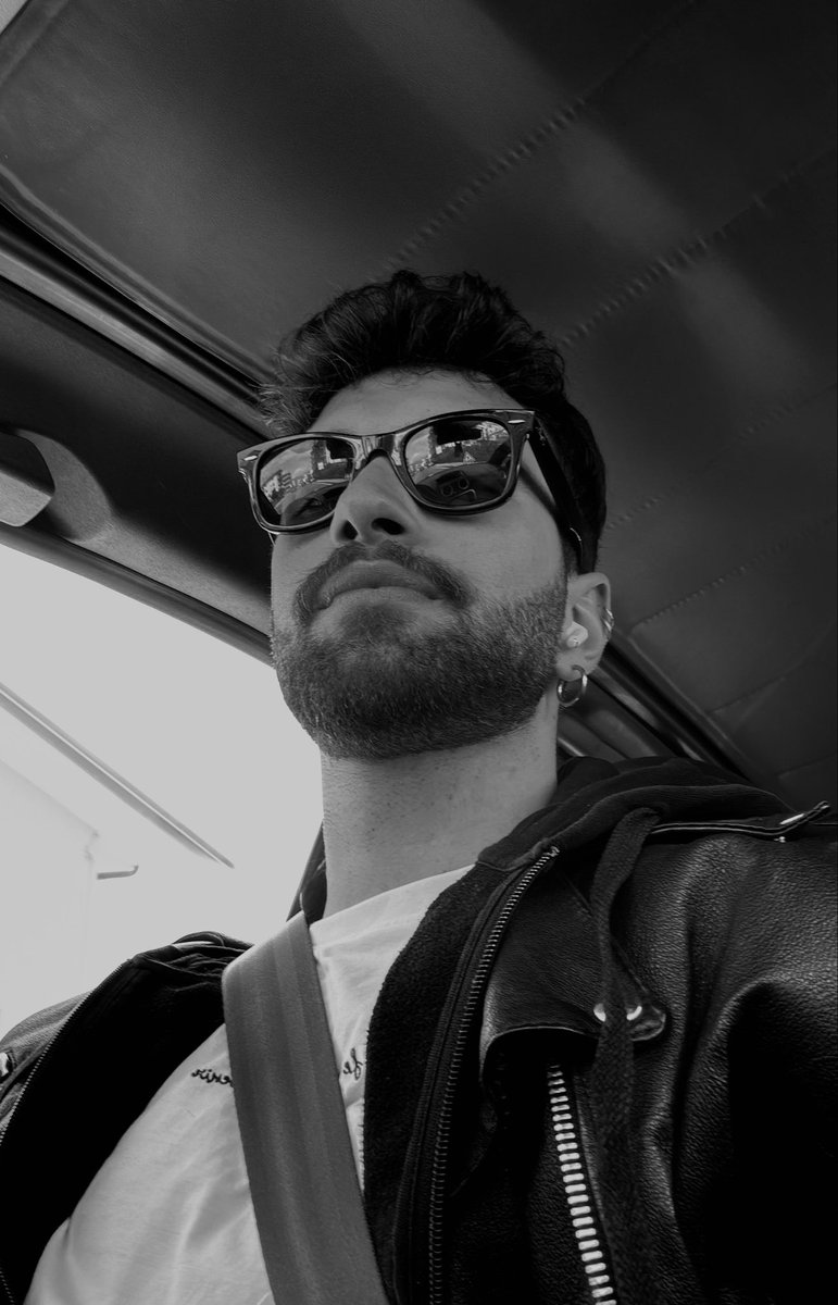 se qualcuno dimentica il tuo valore, non farlo anche tu ❤️‍🩹