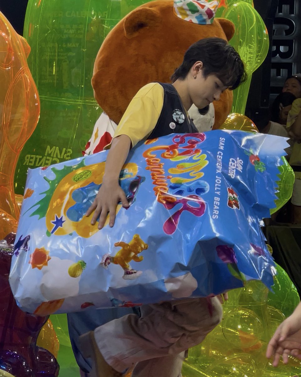 chasanve tweet media