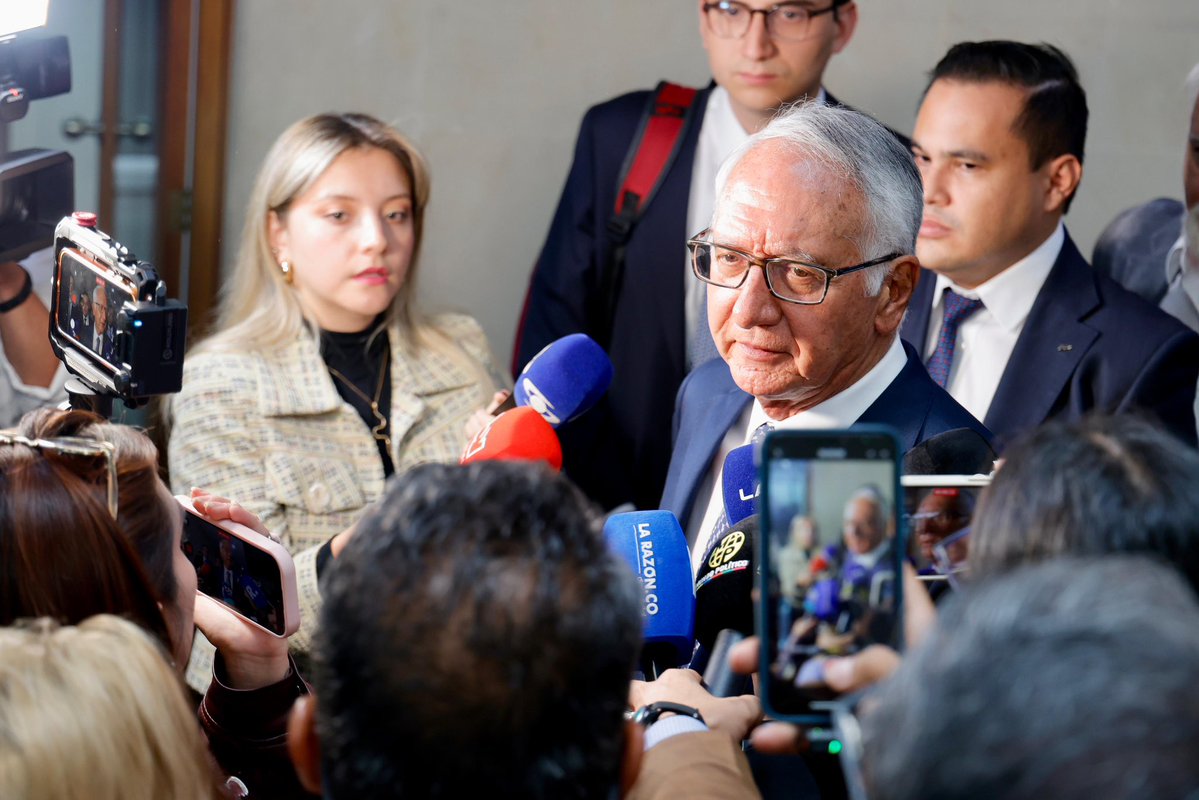 MinSaludCol's tweet image. #AEstaHora En Caracol Radio, el #Minsalud @GA_Jaramillo cuestionó la información reportada por las EPS y defendió el nivel de recursos destinados al sistema.

Afirmando que, este es el gobierno que más recursos le ha entregado a la salud, y está demostrado a través de cifras