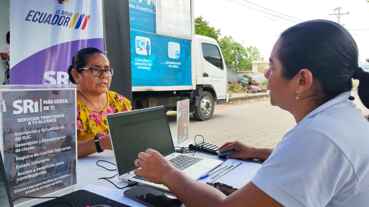 SRI Ecuador tweet media