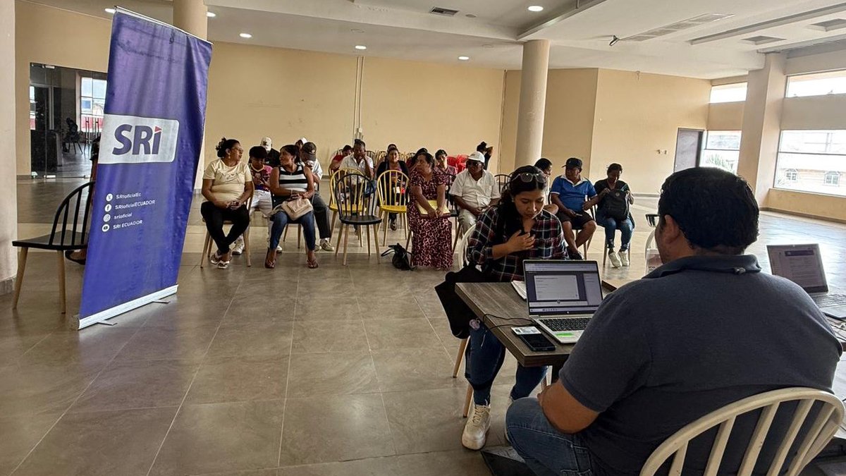 SRI Ecuador tweet media