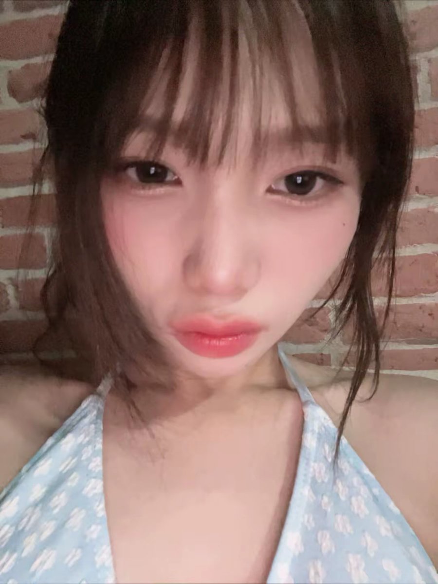 e๋ม tweet media