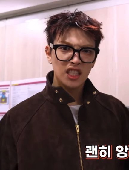 hongjoong’s princess 👑 tweet media