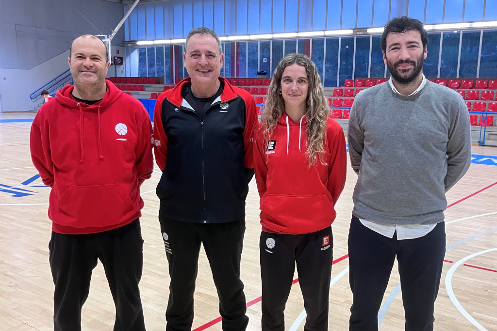 FCBQ's tweet photo. +BÀSQUET: Vint-i-setè programa disponible

📺 El #PlanetaMini2026 de Salou i Reus, la fórmula de l'èxit del CB Navàs i Marta Fernández

▶️ https://t.co/trGvCbuHu1 https://t.co/7ROzt7qLX7