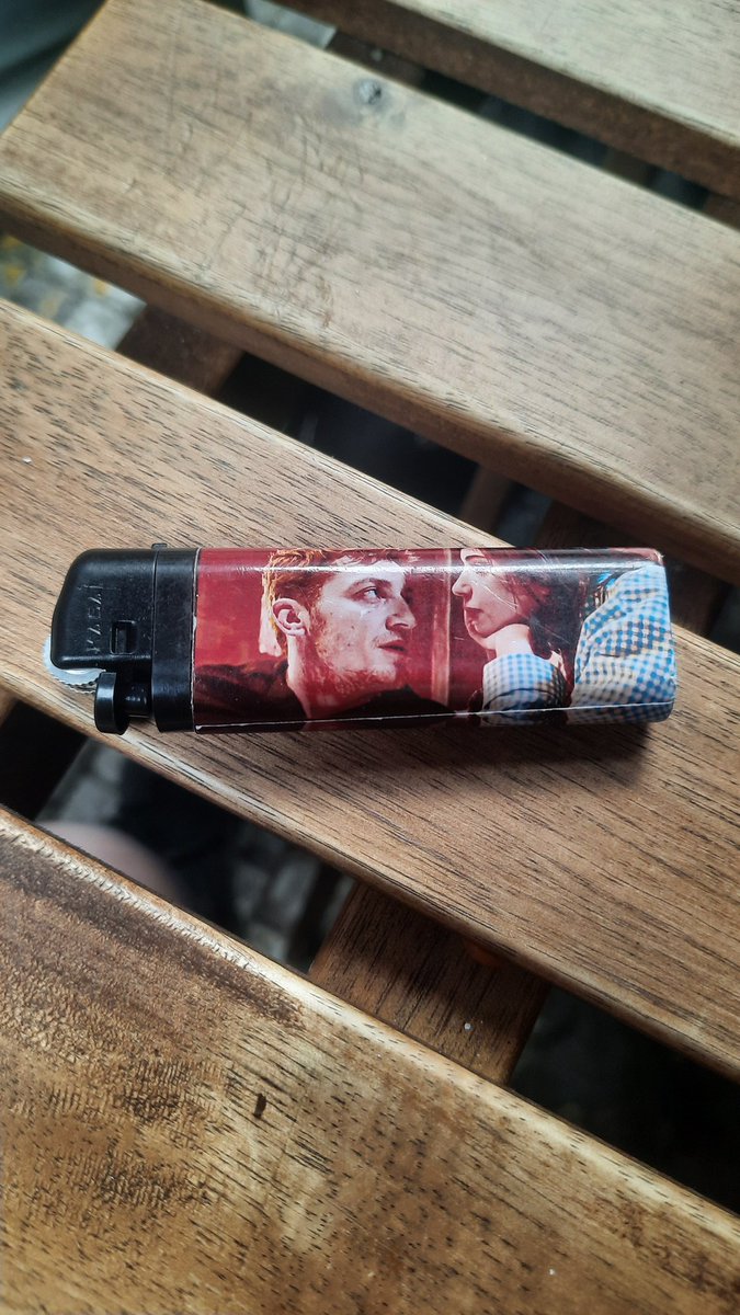 unlu yazar elif bozok tweet media