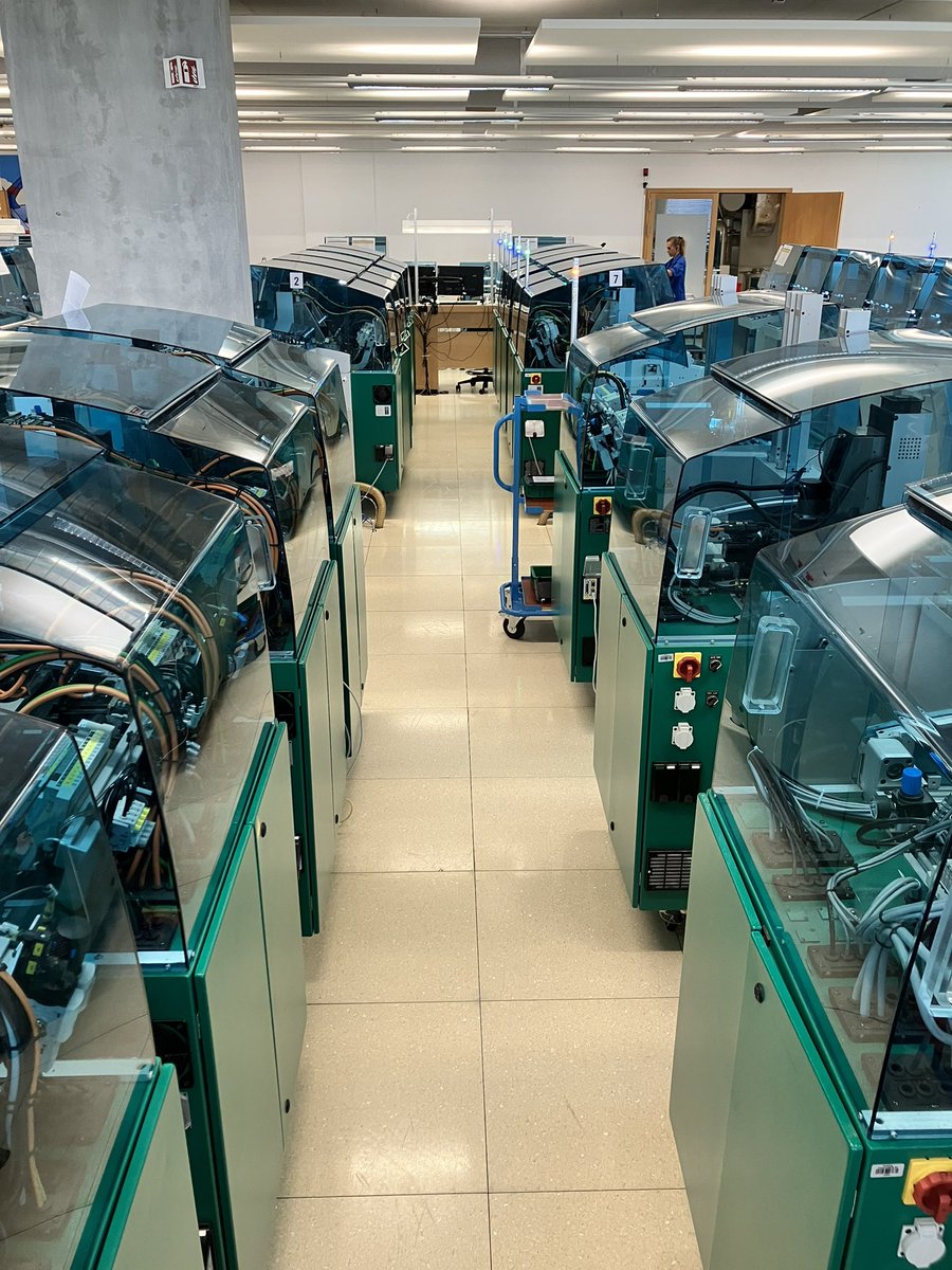 Kuriyama_THREEC's tweet image. BREITLING製造拠点
「クロノメトリー」ツアー

B01などの自社ムーブの製造工程の一コマ

#W&amp;amp;W2026備忘録