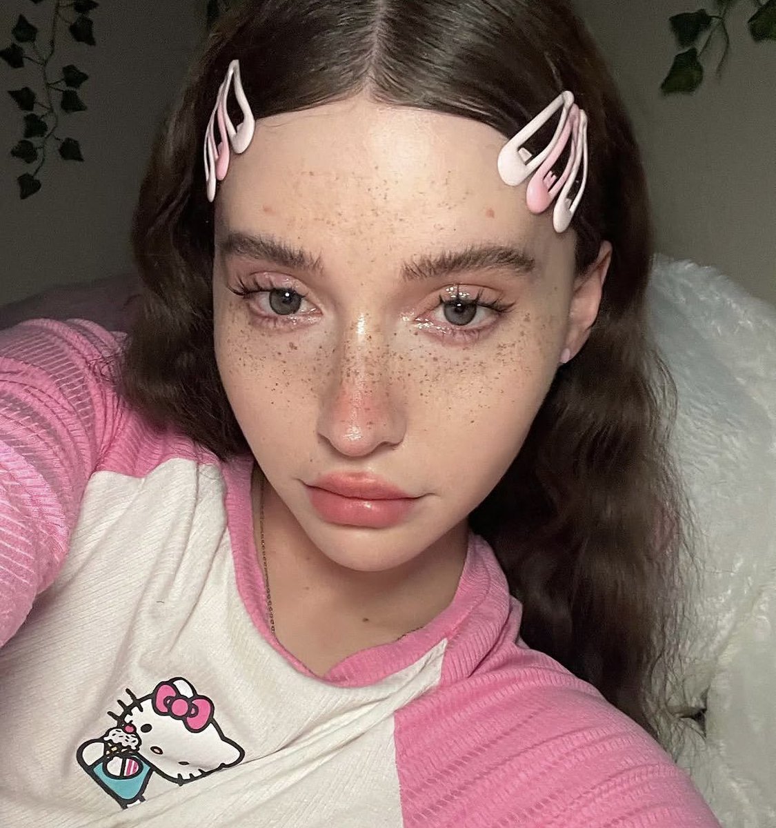 Summer 🌼 tweet media