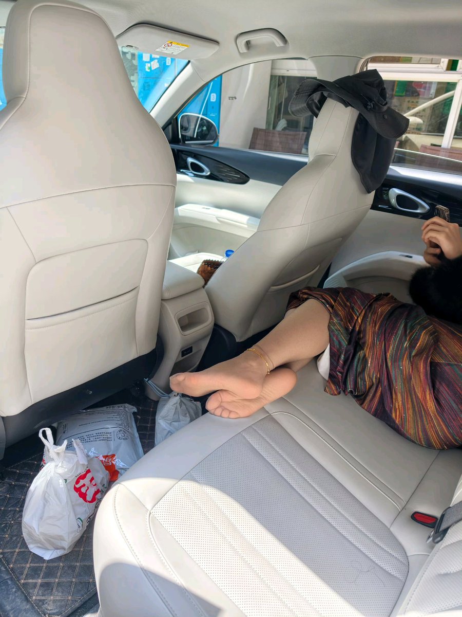 Tina婷兰 tweet media