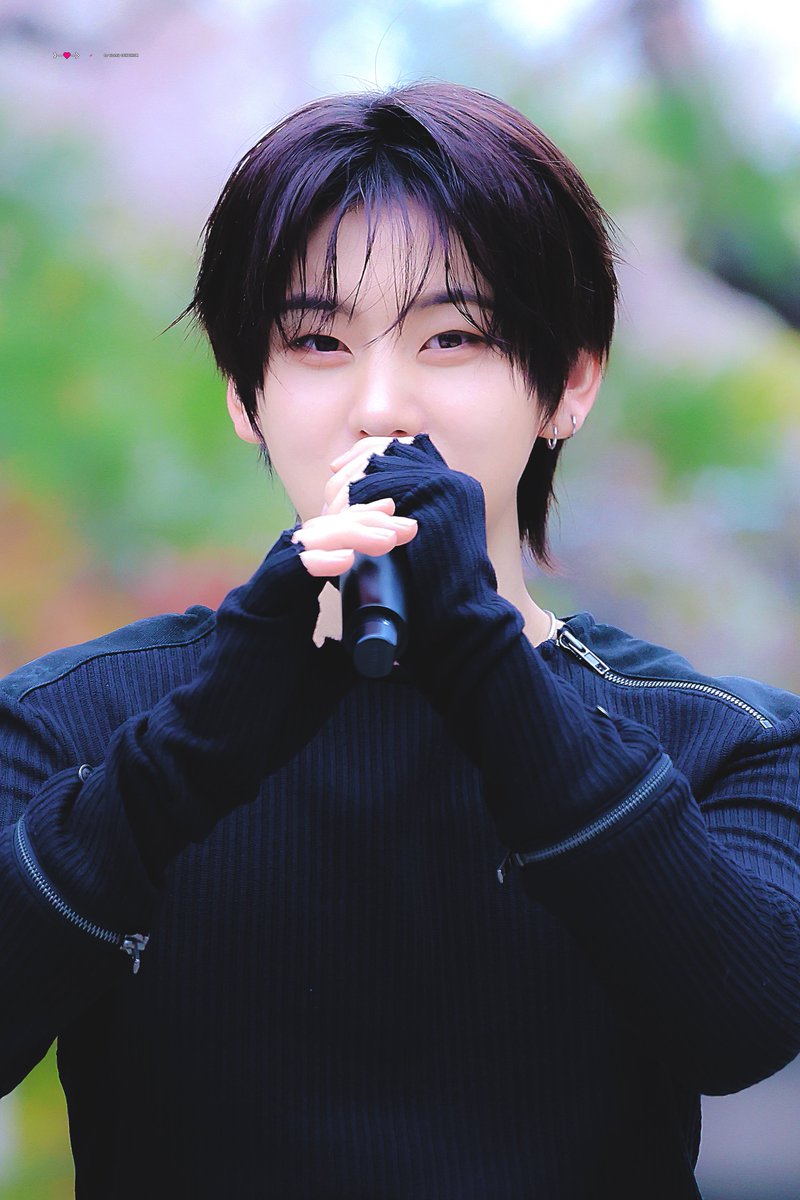 ⌁ ｝- ❥ - ＞ tweet media