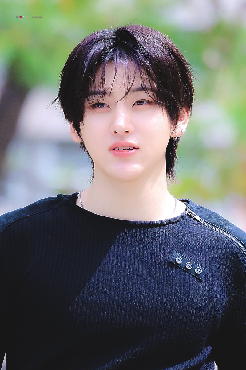 ⌁ ｝- ❥ - ＞ tweet media