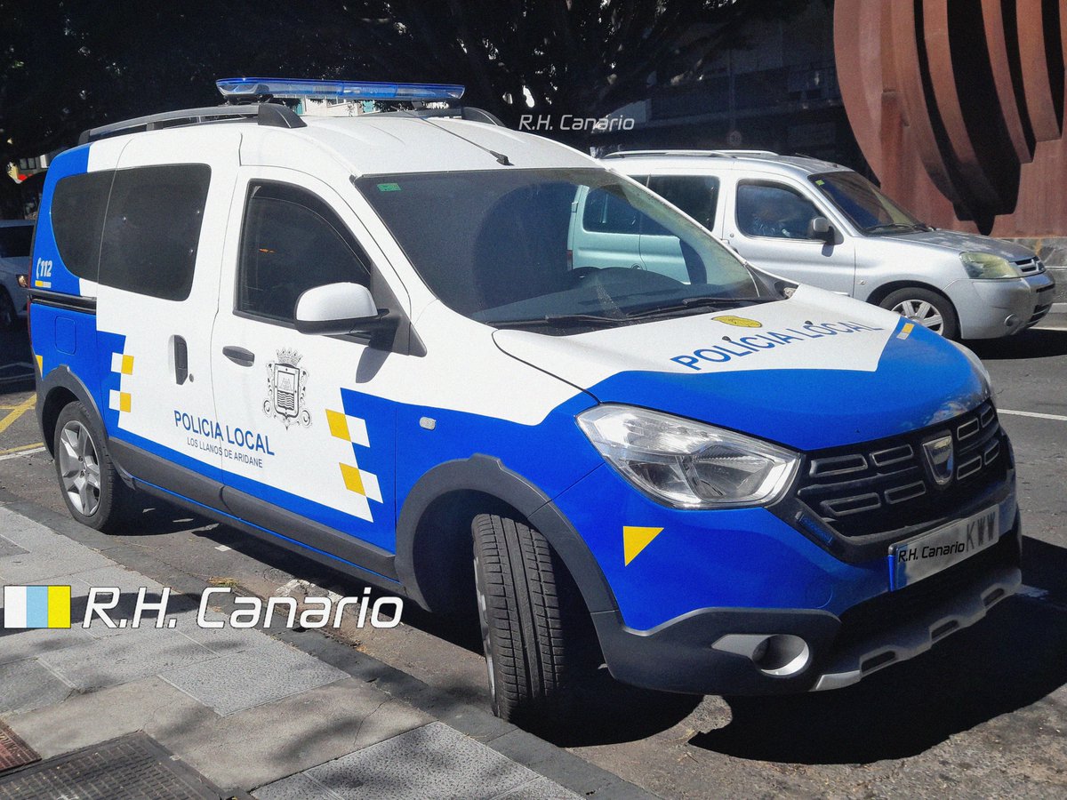 modcanario's tweet photo. 🇮🇨🏛️ Policía Local Canaria Los Llanos de Aridane
🇷🇴🚓 2017 Dacia Dokker Stepway 1.6 SCe 100 [F67] facelift
🚨 Isae Pegasus

#Dacia #DaciaDokker #DaciaF67 #PoliciaLocalCanaria #LosLlanosdeAridane #LaPalma #LocalPolice #StadtPolizei #FuStW #MěstskáPolicie #Поліція #PoliciaLocal https://t.co/QKBrVTJUgf