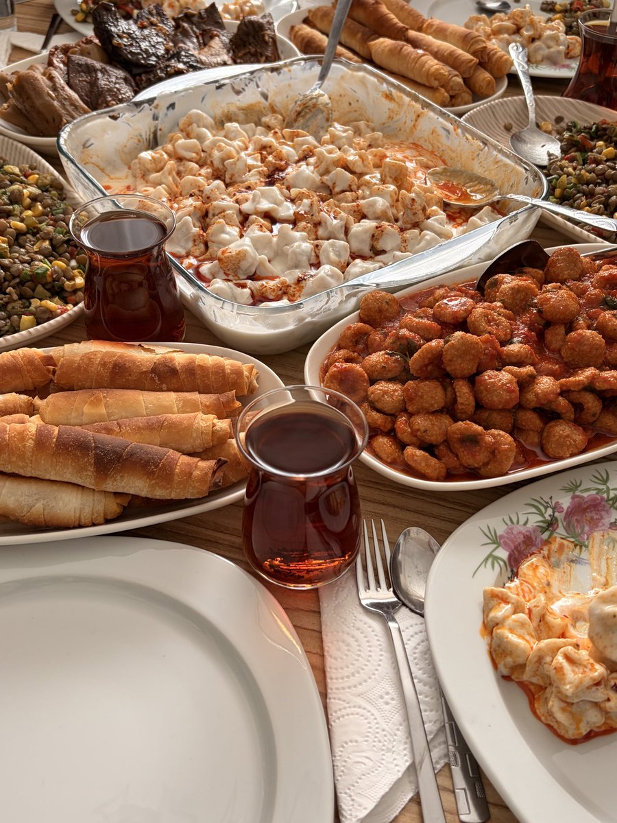 Şüheda tweet media