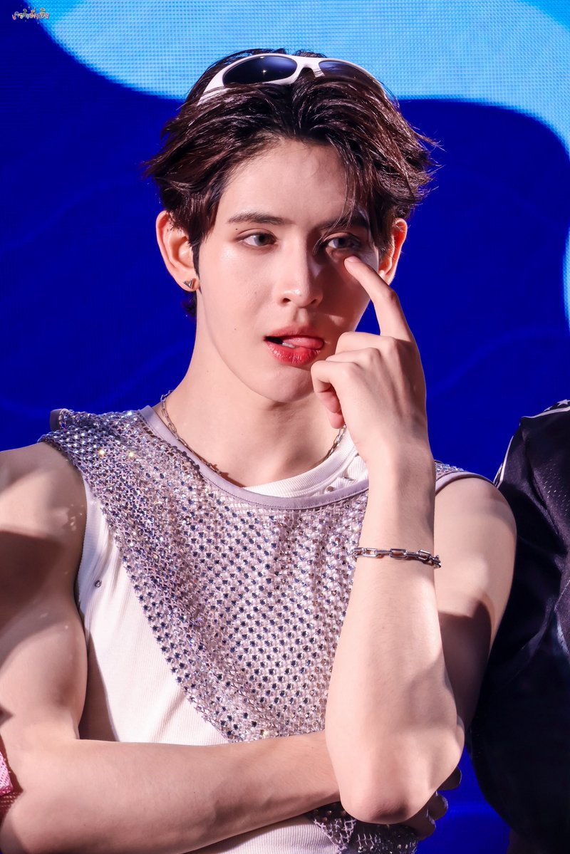 yyying_yy's tweet image. 2026.04.14 | #JamesSu

😜😝

DEXX DMD SHOP X ICS
#DMDShopatICS
#JAMESSU_DEXX
#DEXXth