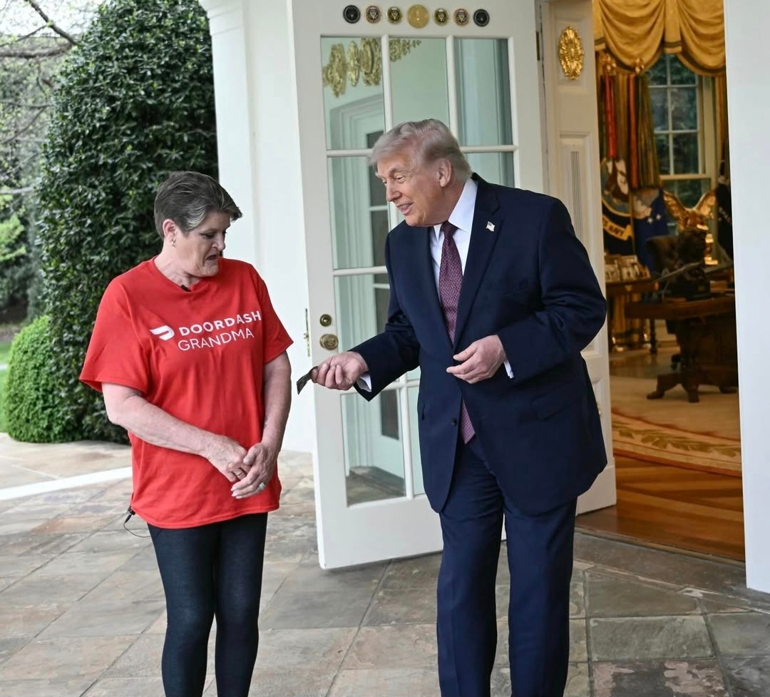 MP Arizona☀️🏳️🌈💙🌵🐕🐕🦺🫂💦🏜🐟🌴🎙🌎🌻♍️🌊 tweet media