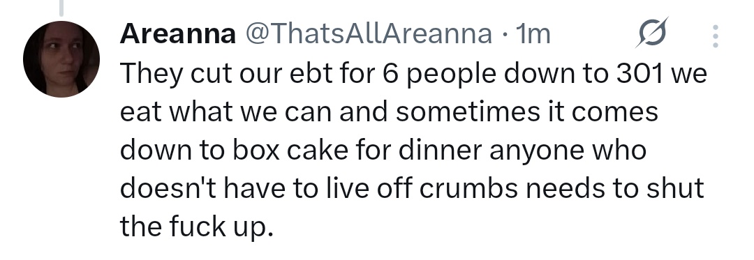 Alw828012's tweet image. 😭🤣 "live off crumbs" keep in mind she scams $80-$100 a DAY for groceries from mutual aid and only gives her kids a box of cake for dinner.
