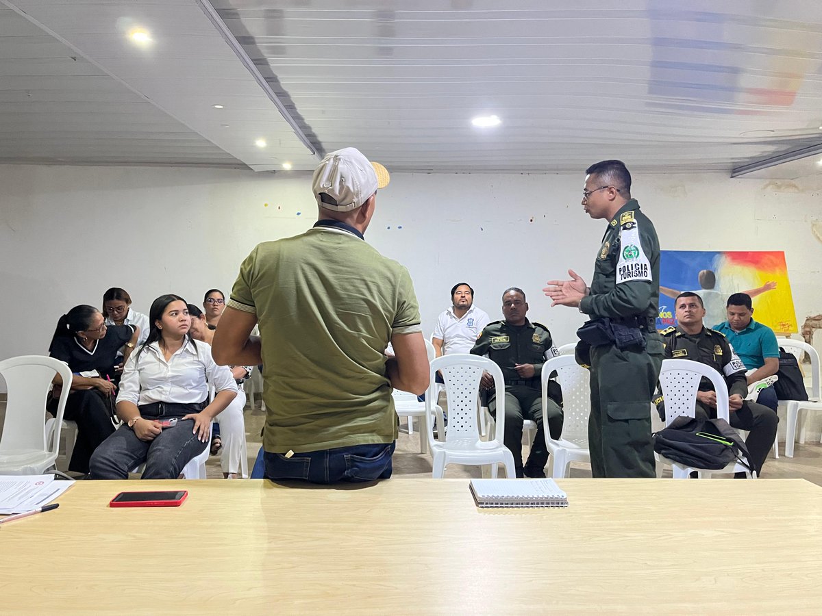 ProteccionPonal's tweet photo. Impulsamos la aplicación de normas y rutas de atención en instituciones educativas, una acción que desarrollamos en Aracataca, #Magdalena para proteger a la #niñez🫡💚. https://t.co/M2hx9eU8D5