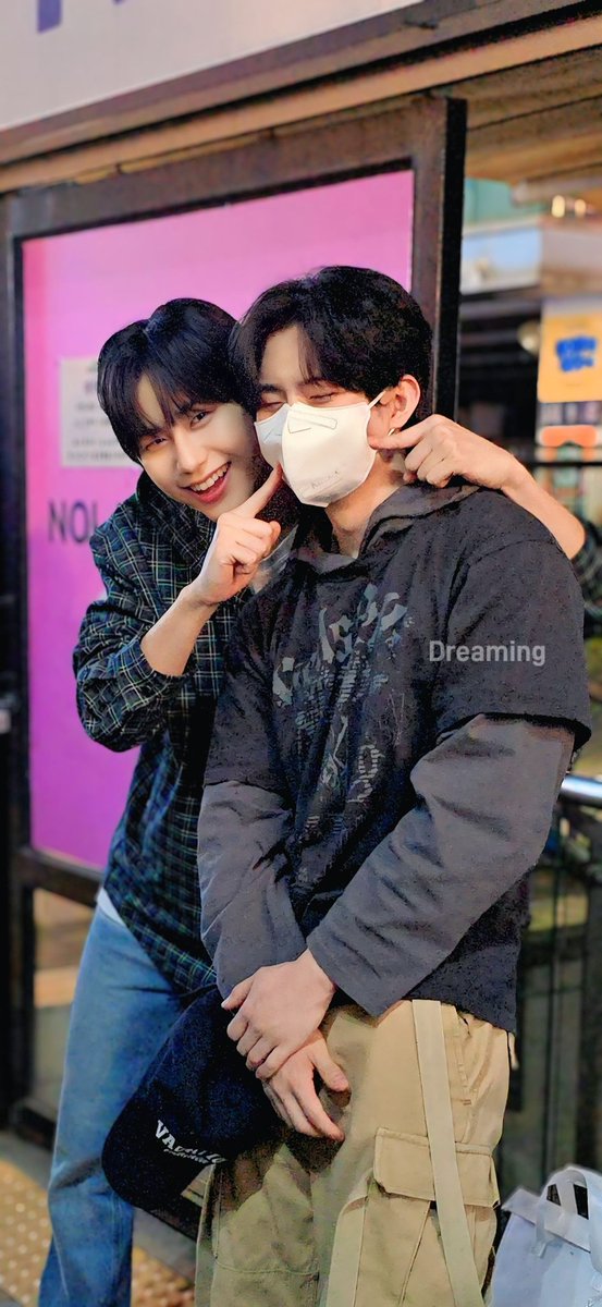 Dreaming_0504's tweet photo. 둘다 귀여워☺ https://t.co/o8a4ZUipHP