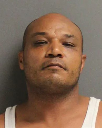 Lethal_Interrog's tweet photo. CHECK THIS OUT!!!!! He felt that his mom and aunt were trying to triple cross him for money. When he realized what was going on he pulled out a AK-47 and threatened to kill them. When police arrived to the scene he began shooting at them!!! 

Link: https://t.co/cy1hykA7VE https://t.co/779Fajb34I