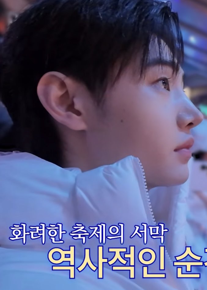 ◥█◤∥ tweet media